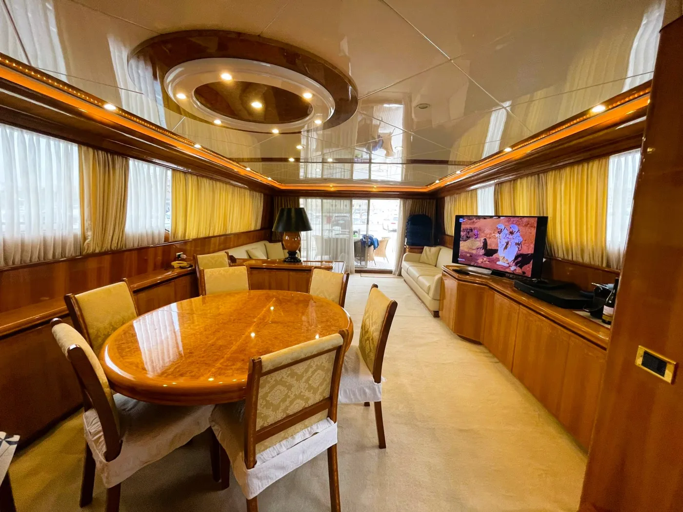 CANADOS 86 Fly - Motor Yacht in Salerno