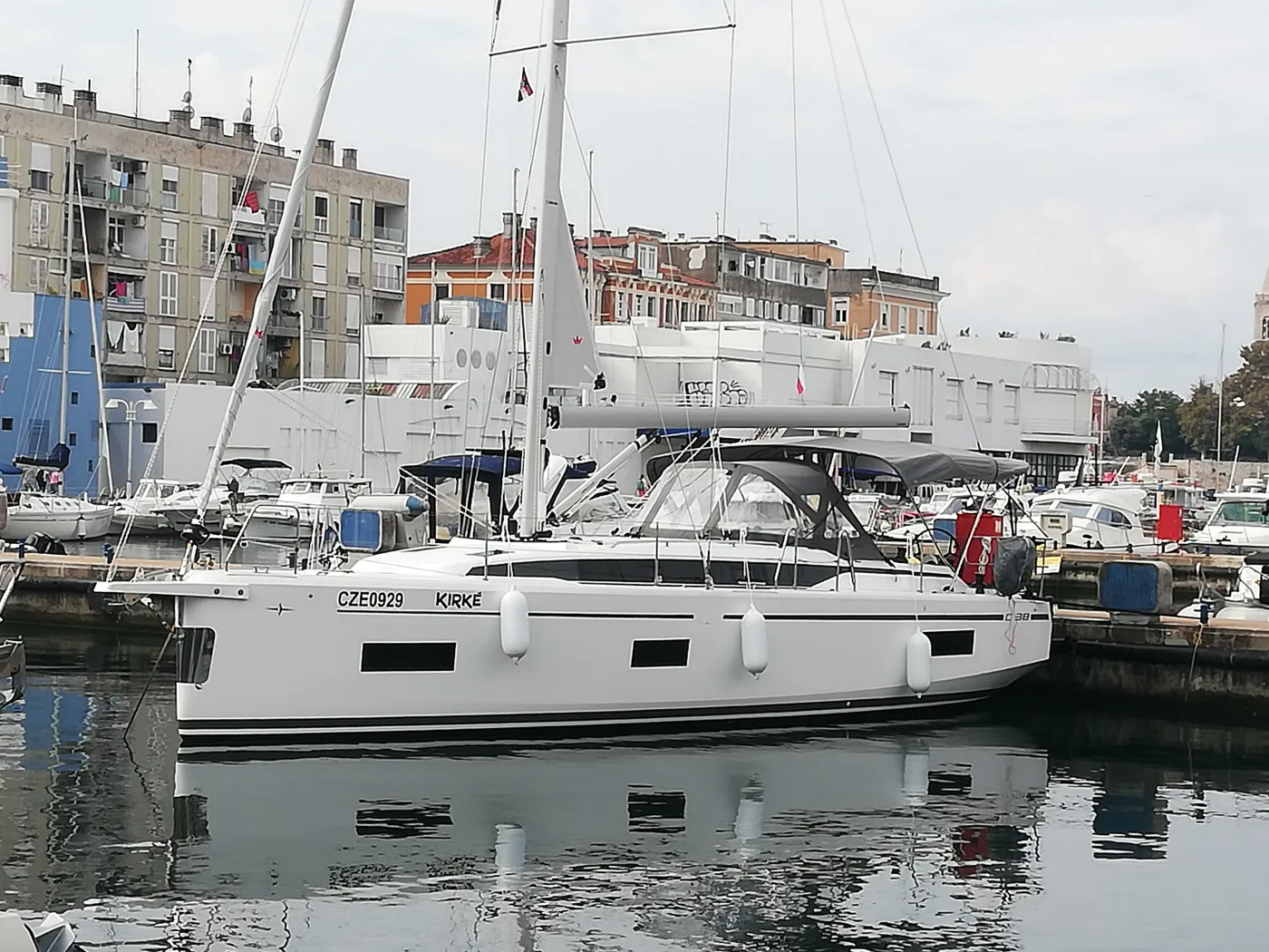 Kirke - Sailboat in Zadar
