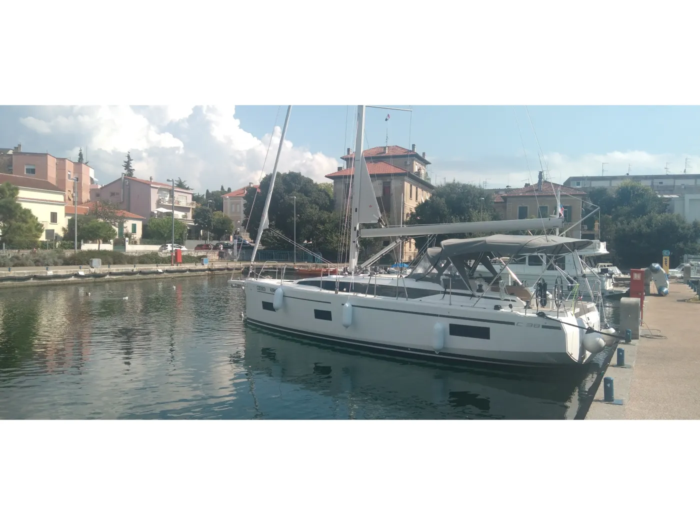 Kirke - Sailboat in Zadar