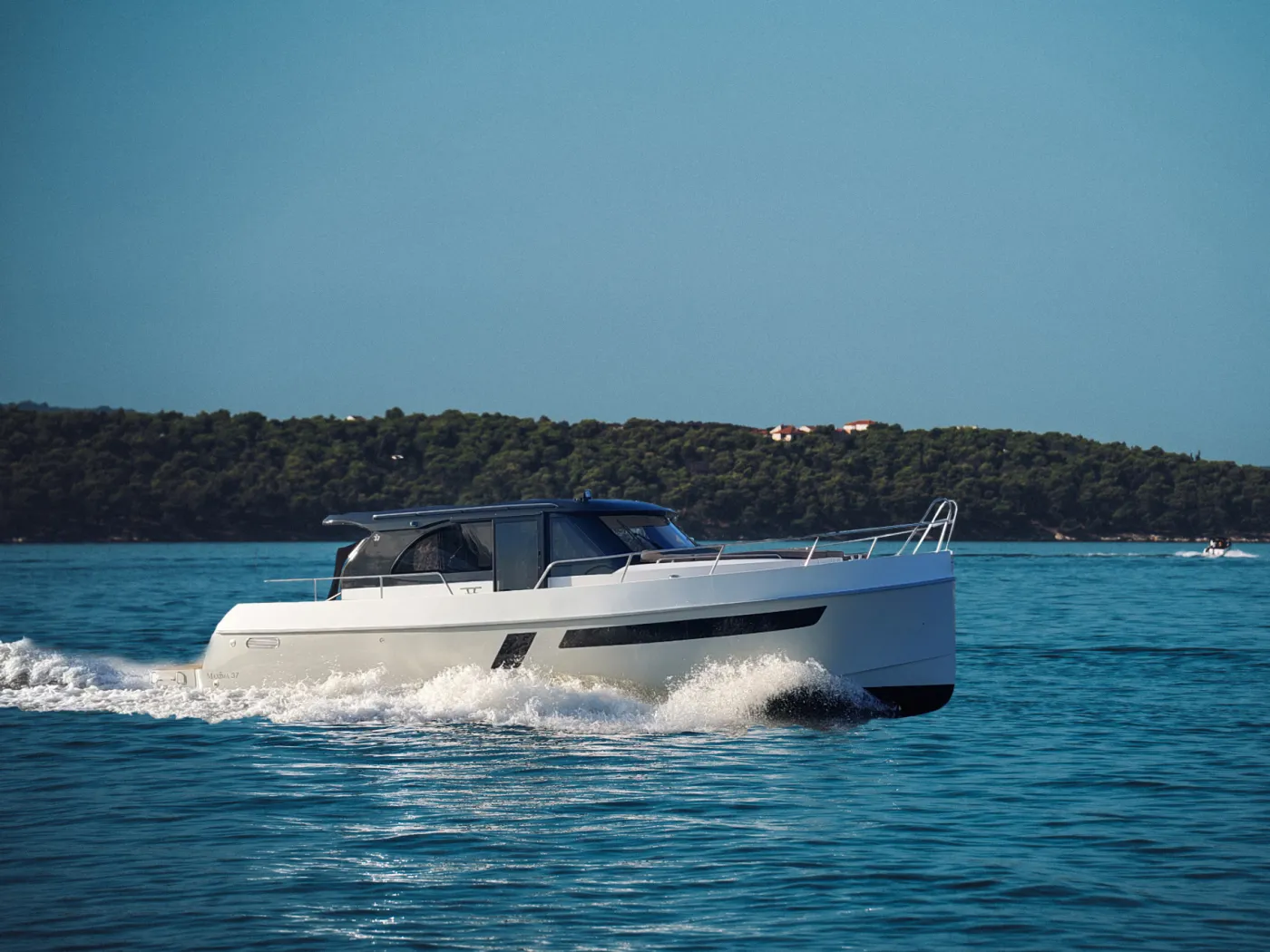 Hvar - Motor Yacht in Seget Donji