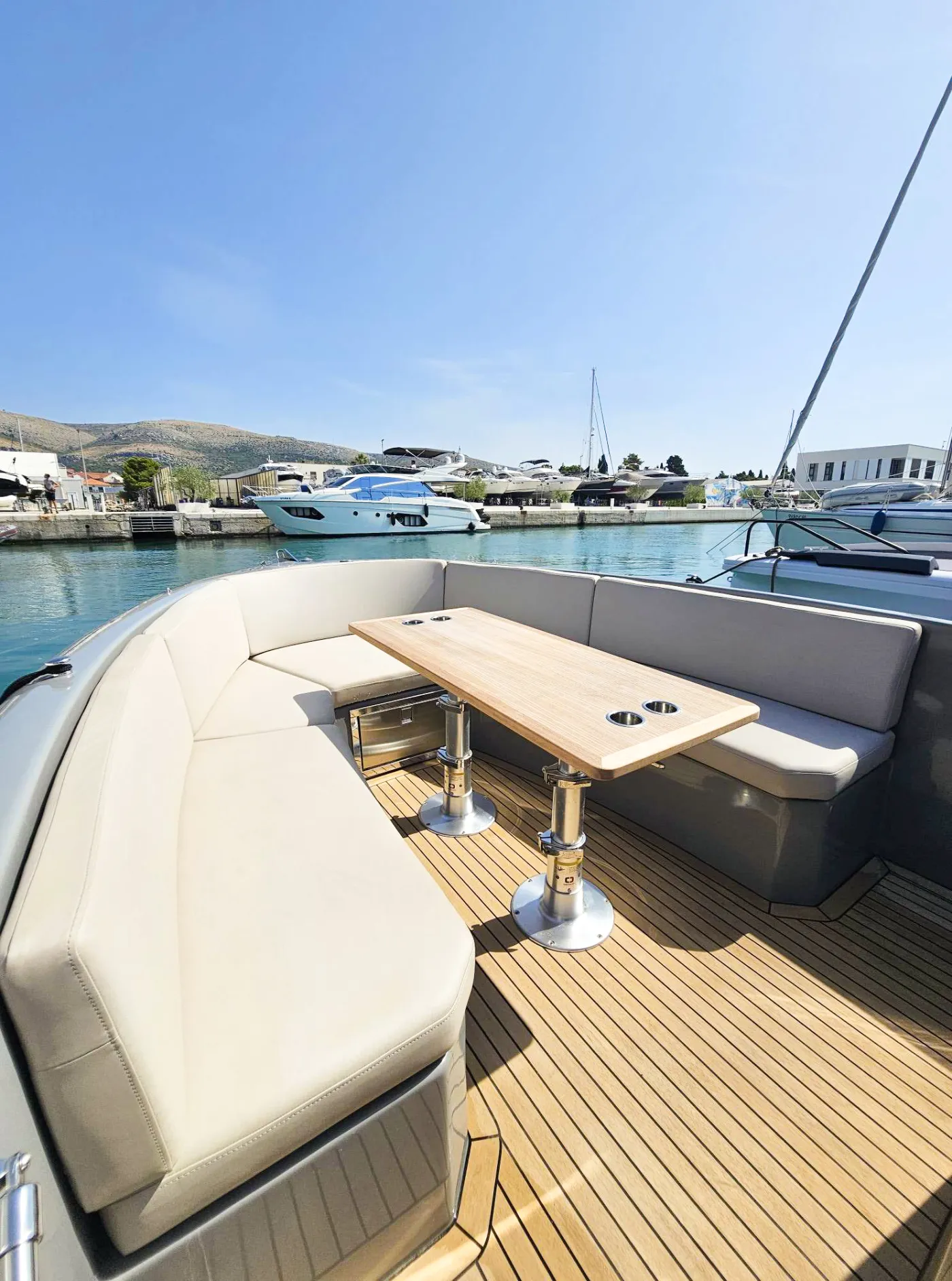 Diva - Motor Yacht in Seget Donji