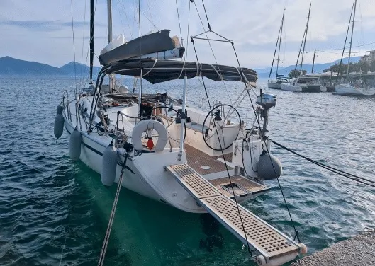 Santana - Sailboat in Volos