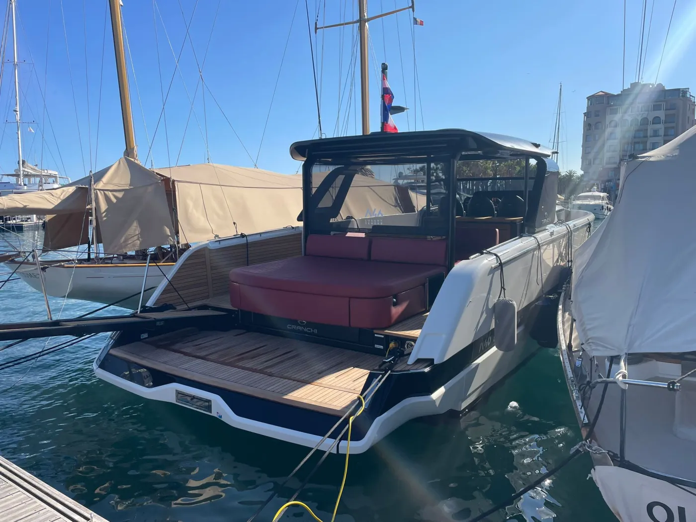Cranchi A 46 - Motor Yacht in Cannes
