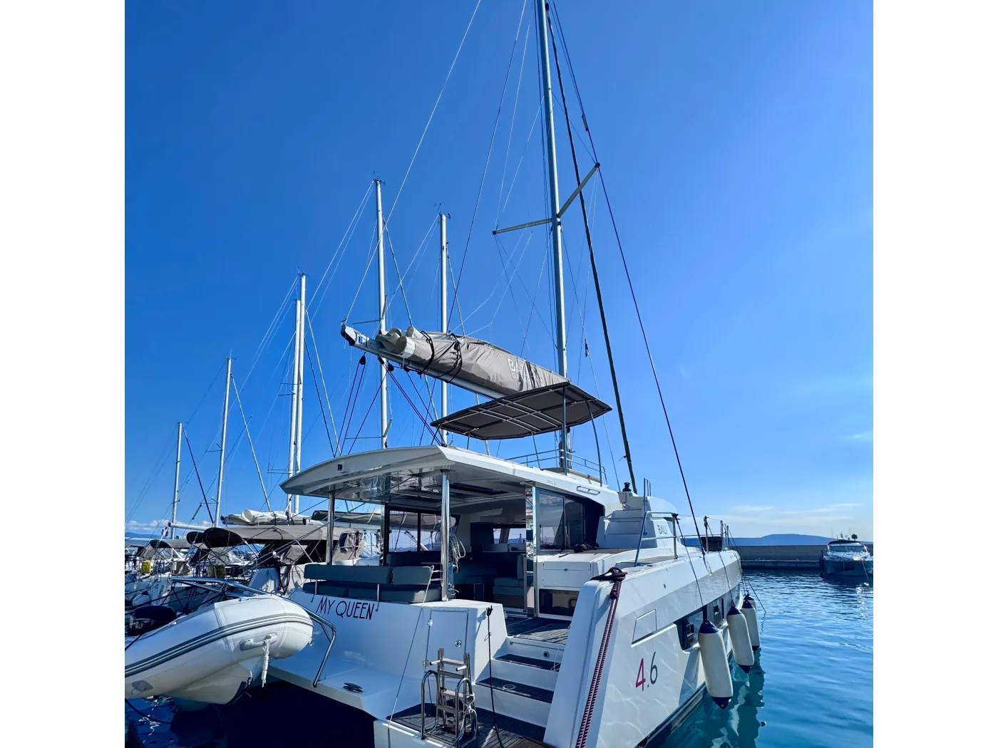 MY QUEEN - Catamaran in Novi Vinodolski