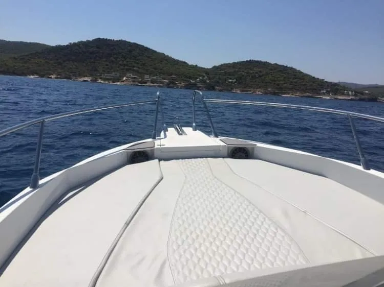 Meliti - Motor Yacht in Anatoliki Attiki
