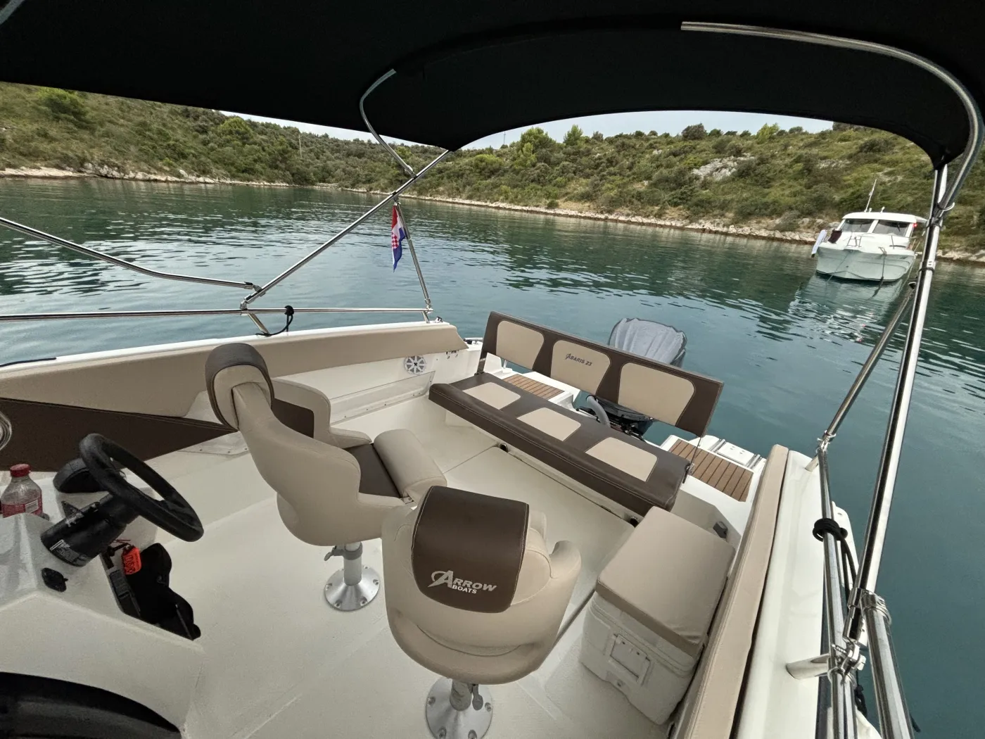 no_name - Motor Yat içinde Trogir