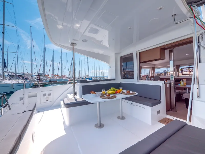 BLUE EYES - Catamaran in Split