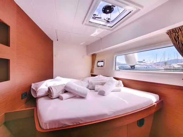 SEA VOYAGER