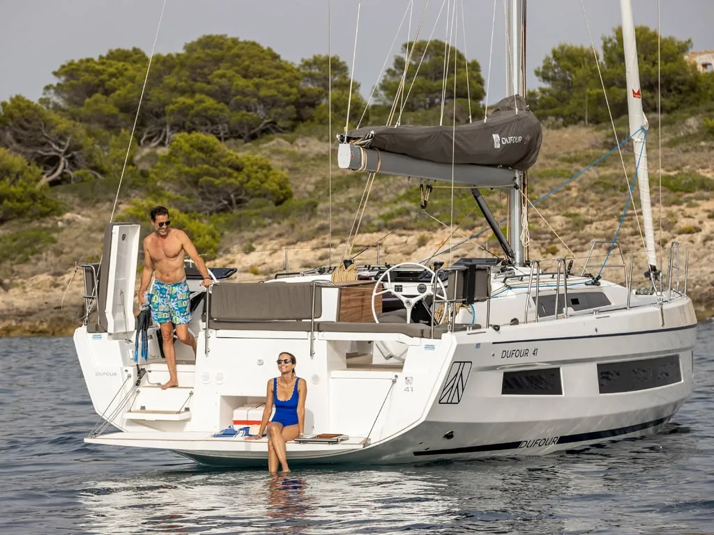 Madona - Sailboat in Palma