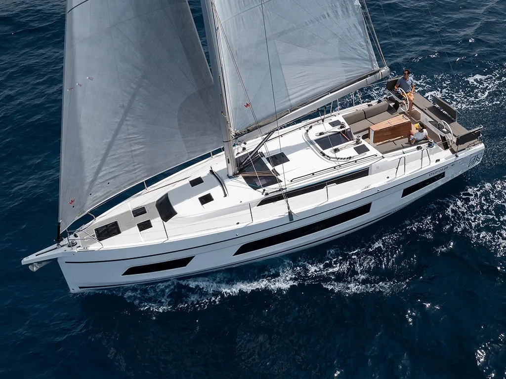Madona - Sailboat in Palma