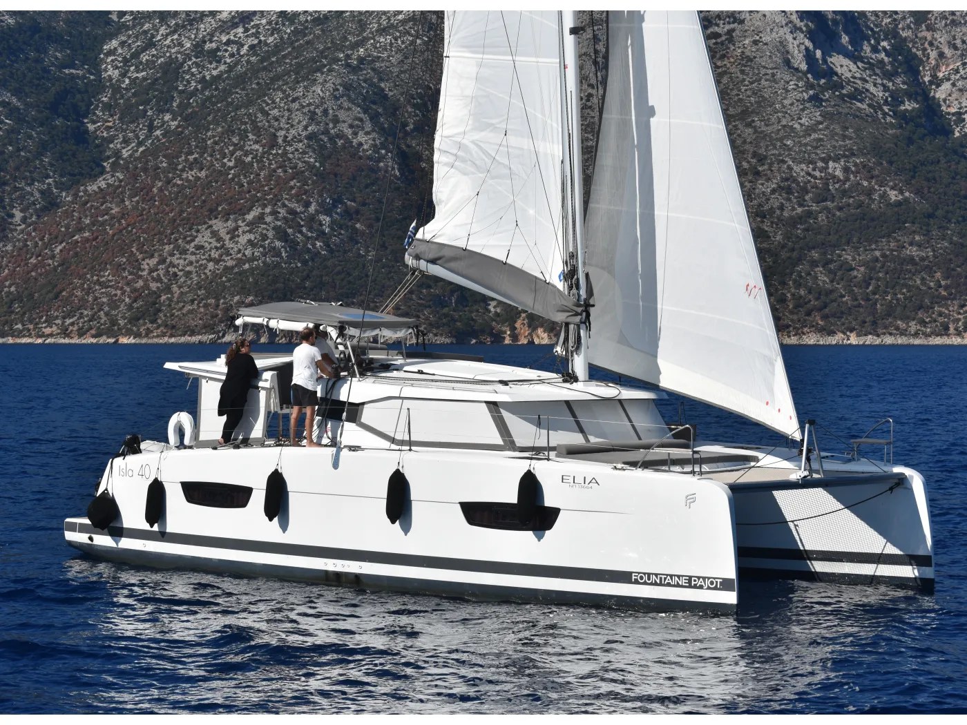 ELIA - Katamaran içinde Lefkada