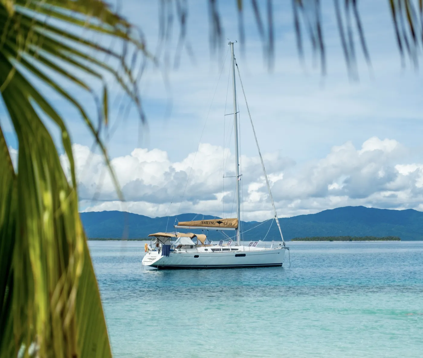 Guji - Sailboat in El Porvenir