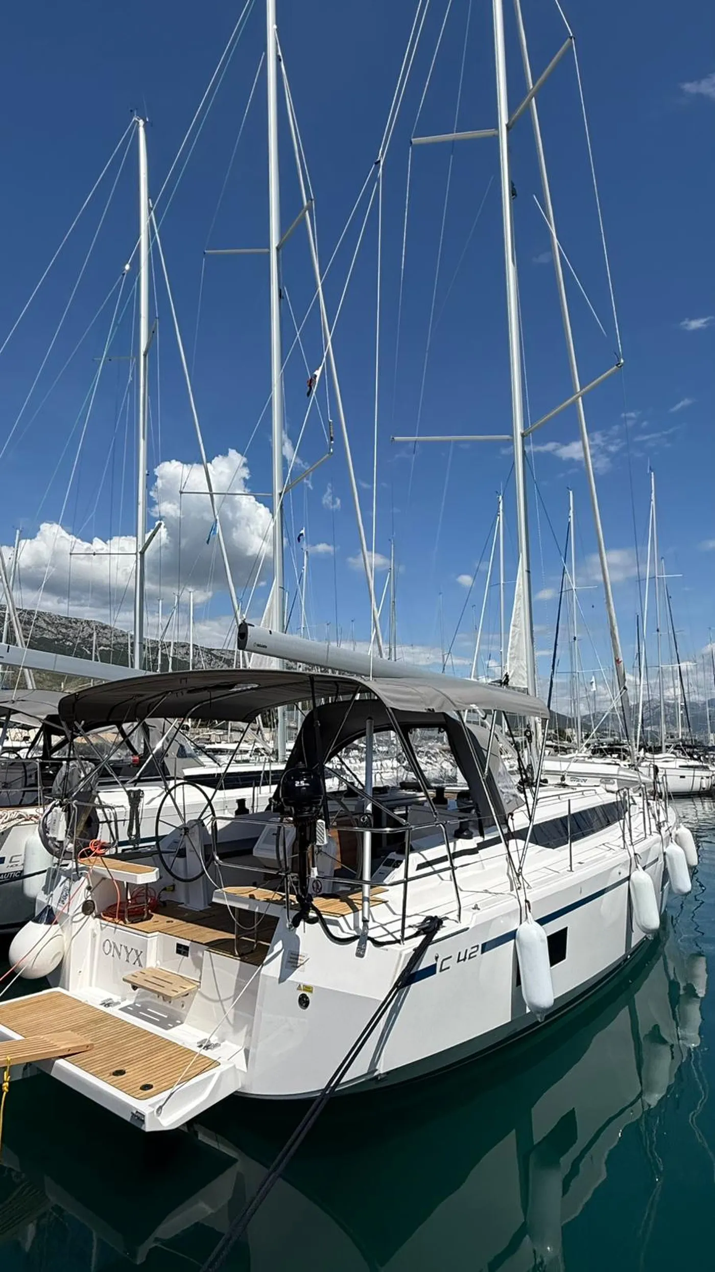 ONYX - Sailboat in Kaštel Gomilica