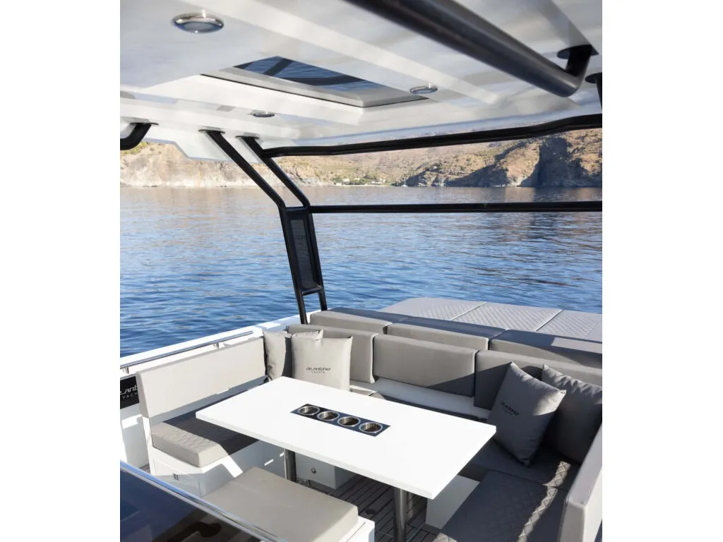 Beluga - Motor Yacht in Eivissa