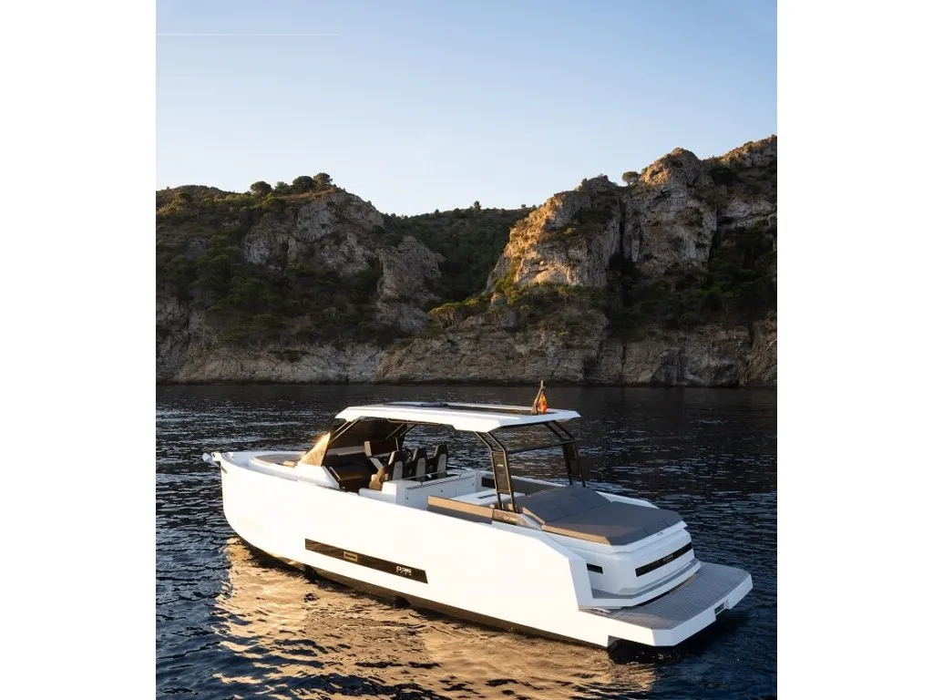 Beluga - Motor Yacht in Eivissa