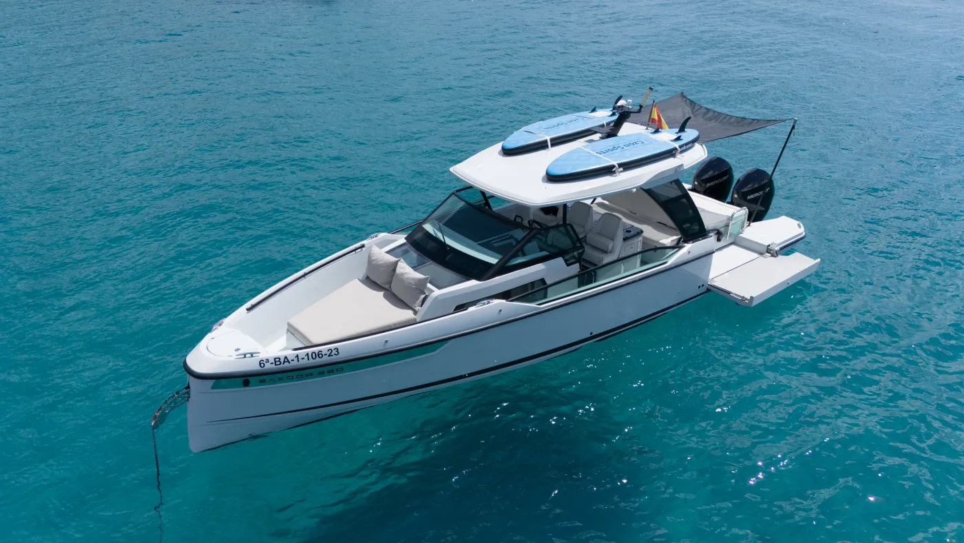 Dry Martini - Motor Yacht in Eivissa