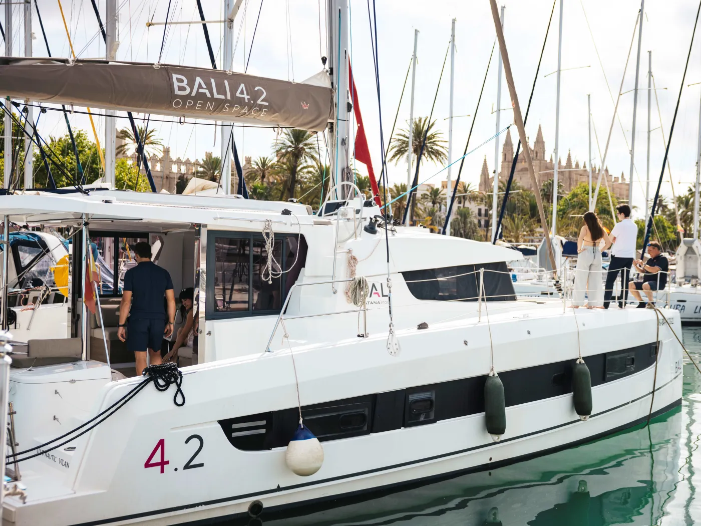 Loxarel - Catamaran in Eivissa