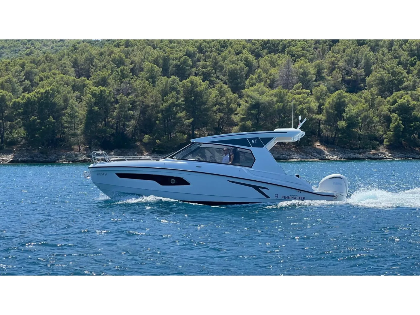 Alba - Motor Yat içinde Trogir
