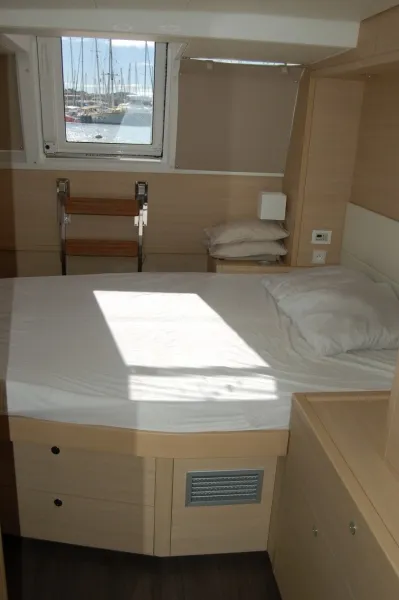 Double Cabin