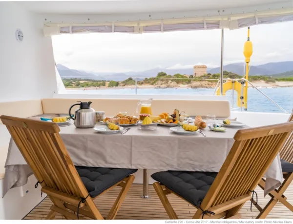 Breakfast outside