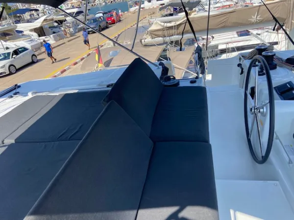 Cockpit 2