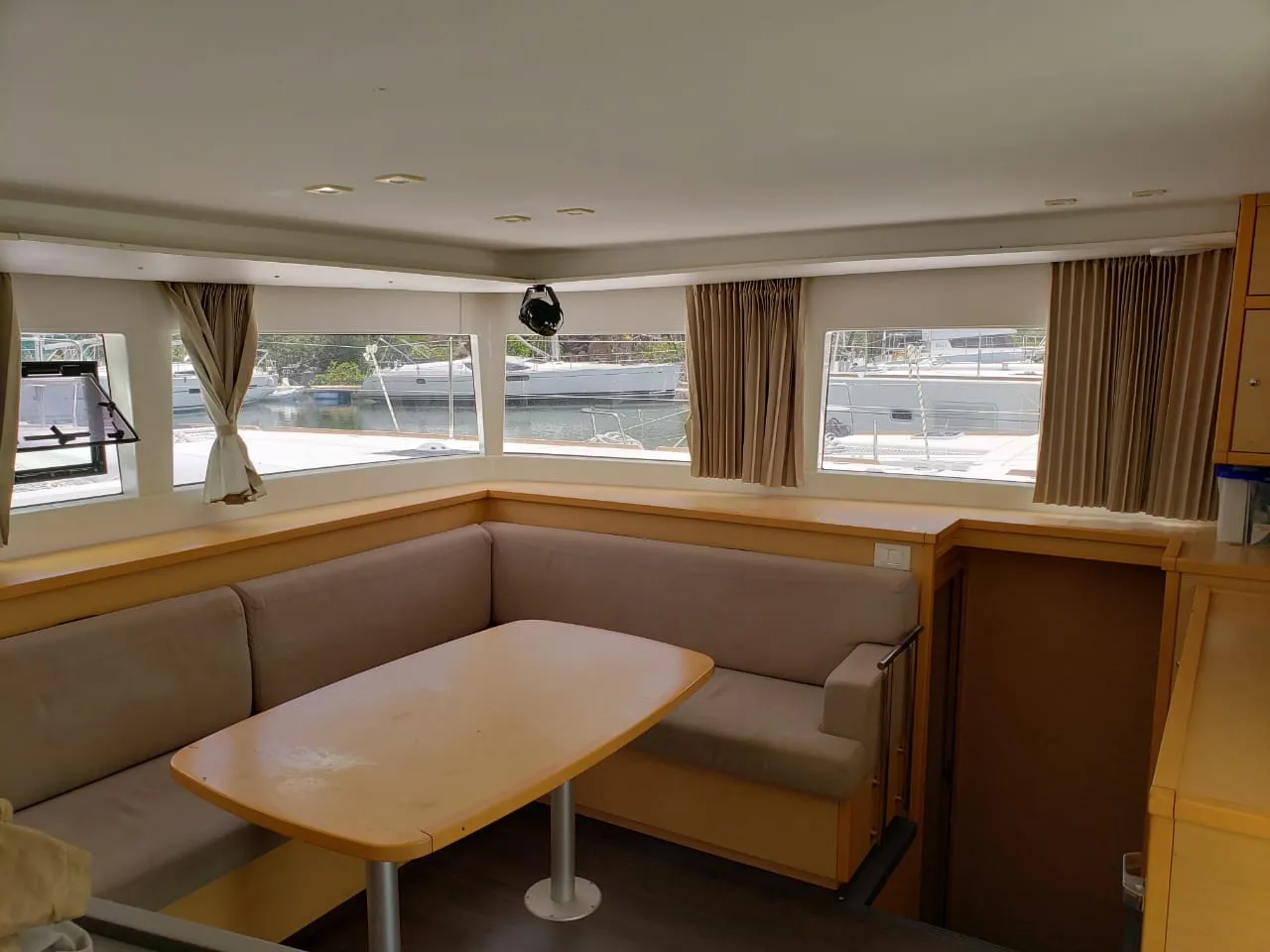 Belle - Catamaran in Le Marin