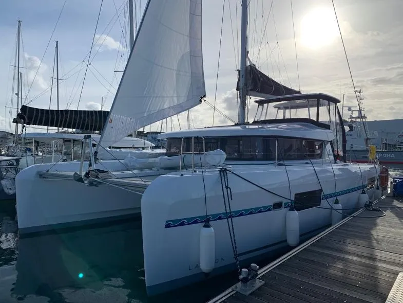 Varuna - Catamaran in Providence