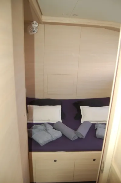 Double Cabin 10