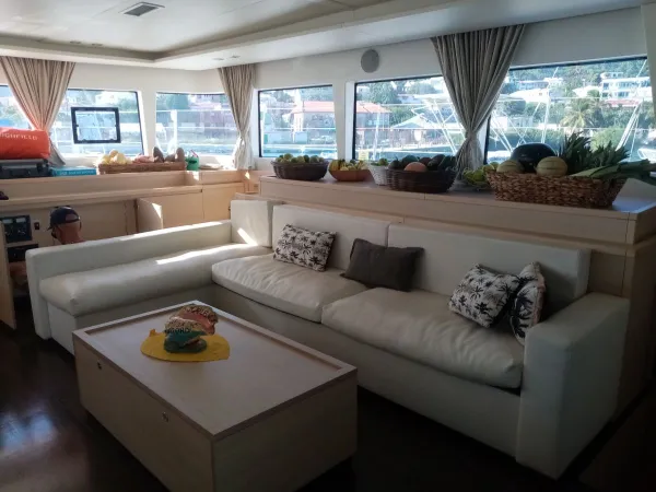 Saloon 1