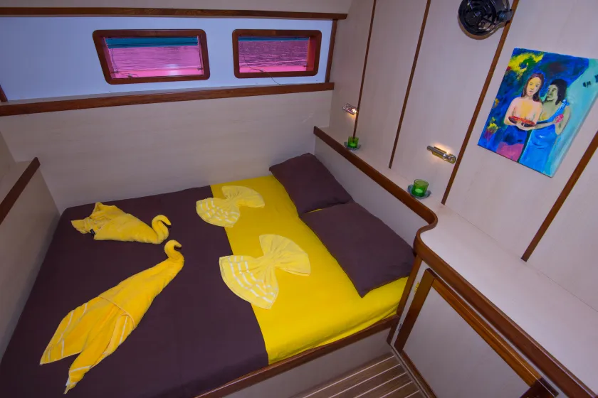 Cabin G12 - Catamaran in Providence