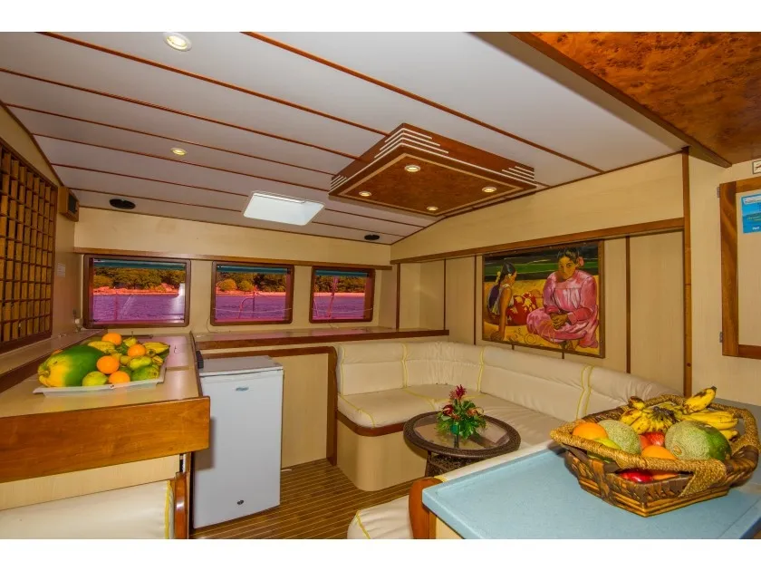 Cabin G12 - Catamaran in Providence