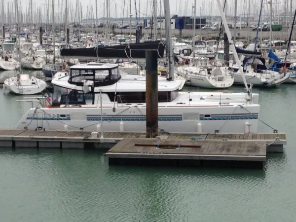 Ship / starbord / outside