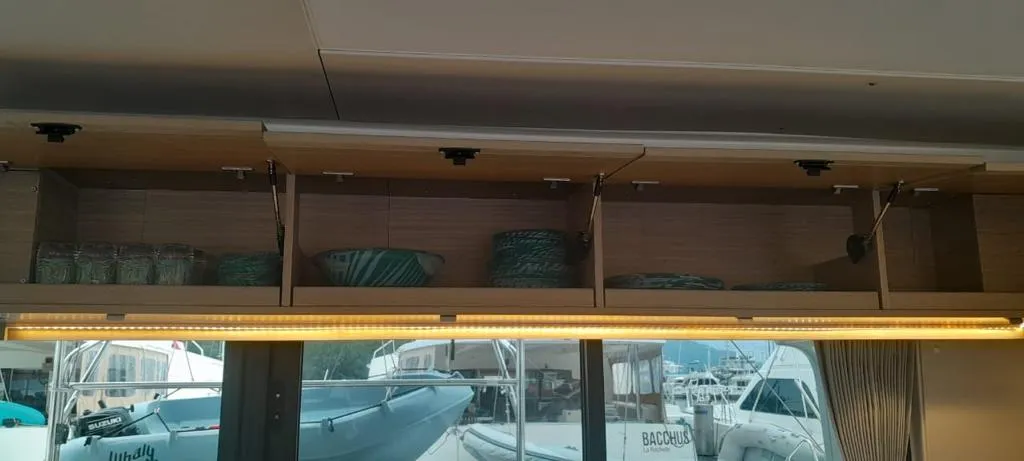 Venus - Catamaran in Providence