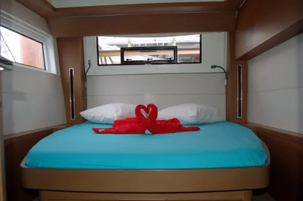 Double cabin 1