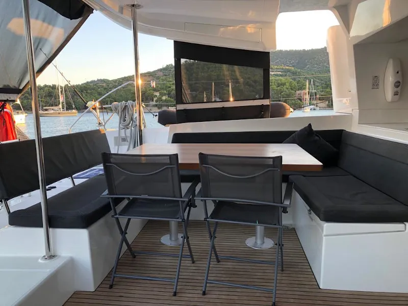 Oceana - Catamaran in Alimos