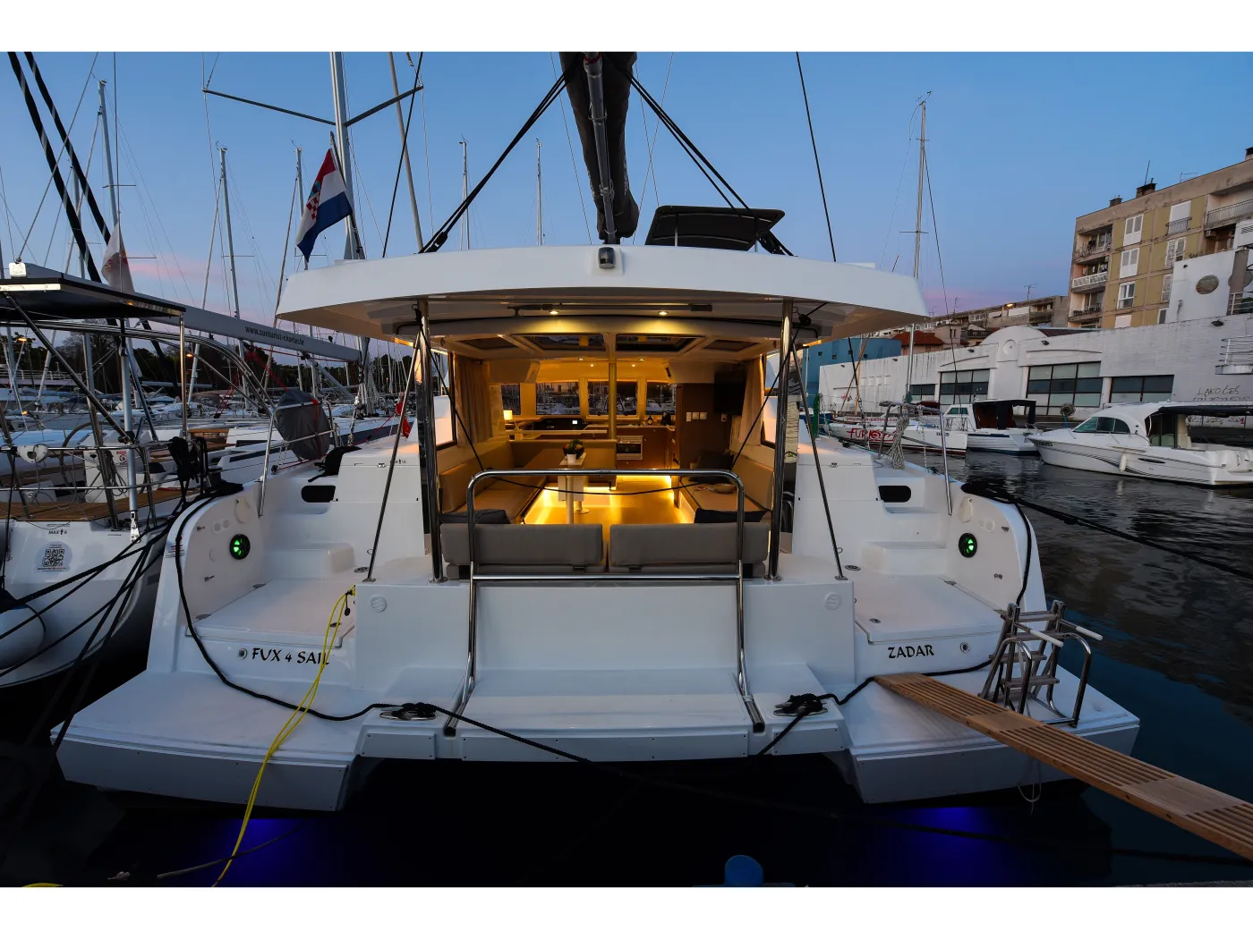 FUX 4 Sail - AC + GENERATOR - Catamaran in Zadar