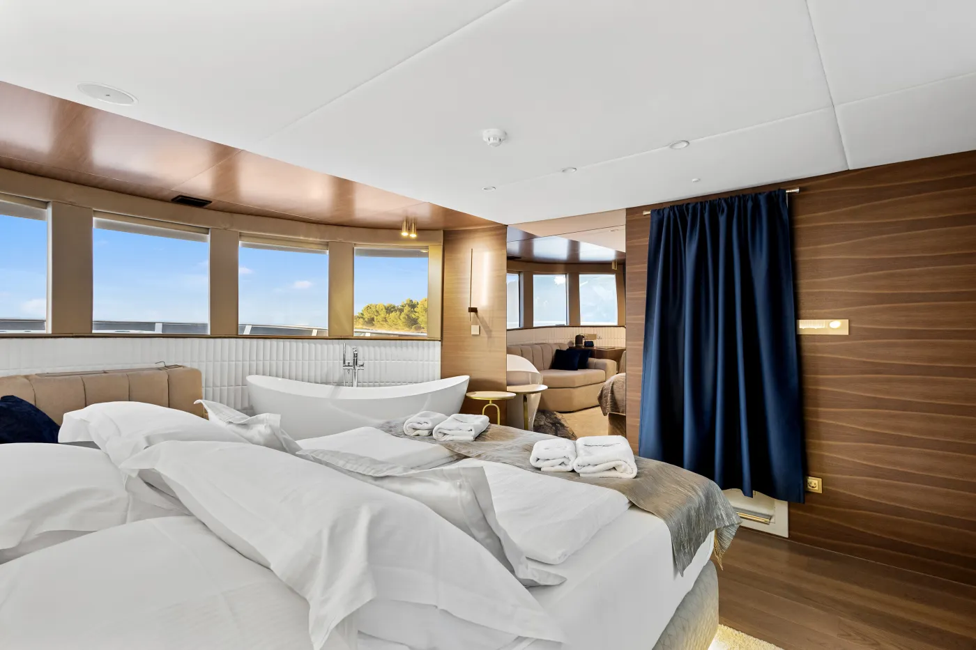 Bella - Motor Yacht in Split