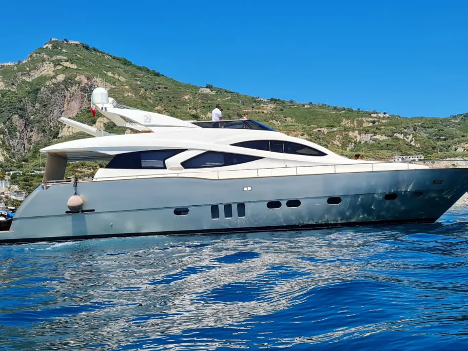 Joy - Motor Yacht in Castellammare di Stabia