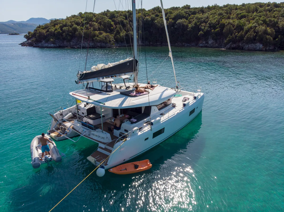 Comfort - Catamaran in Kontokali