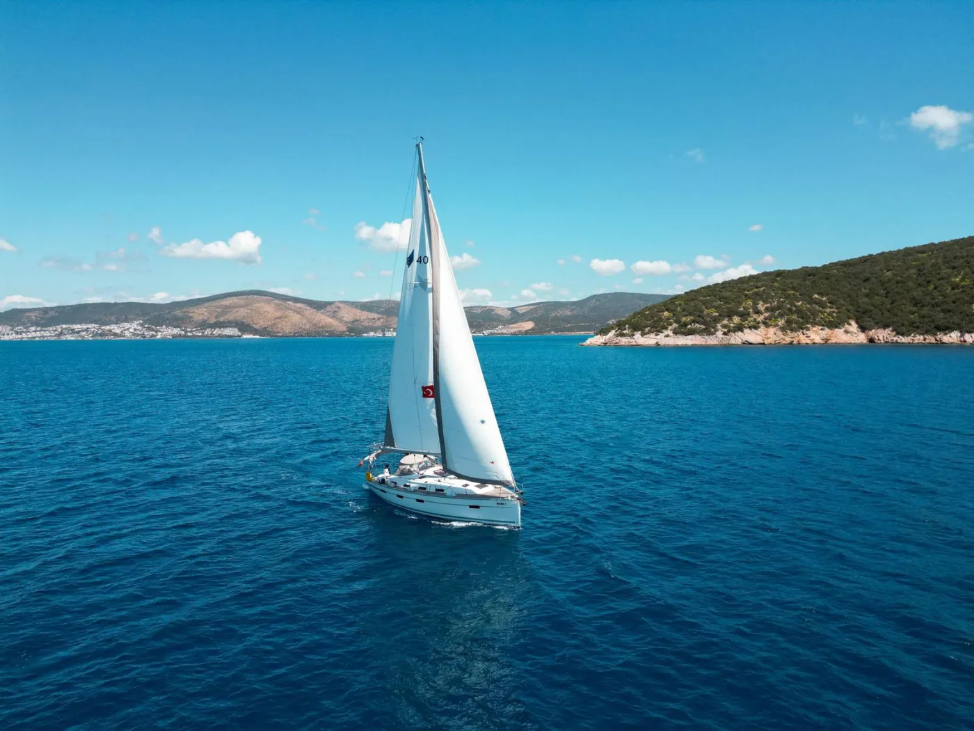 Spark 1 - Sailboat in Eskiçeşme