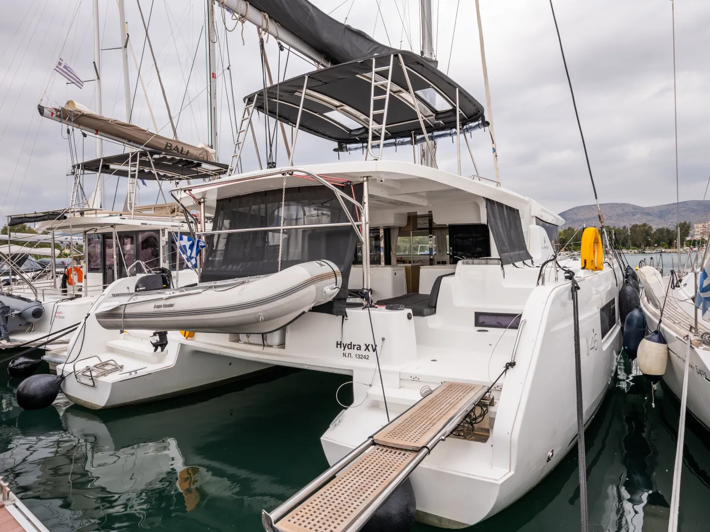 Hydra XV - Katamaran içinde Lefkada
