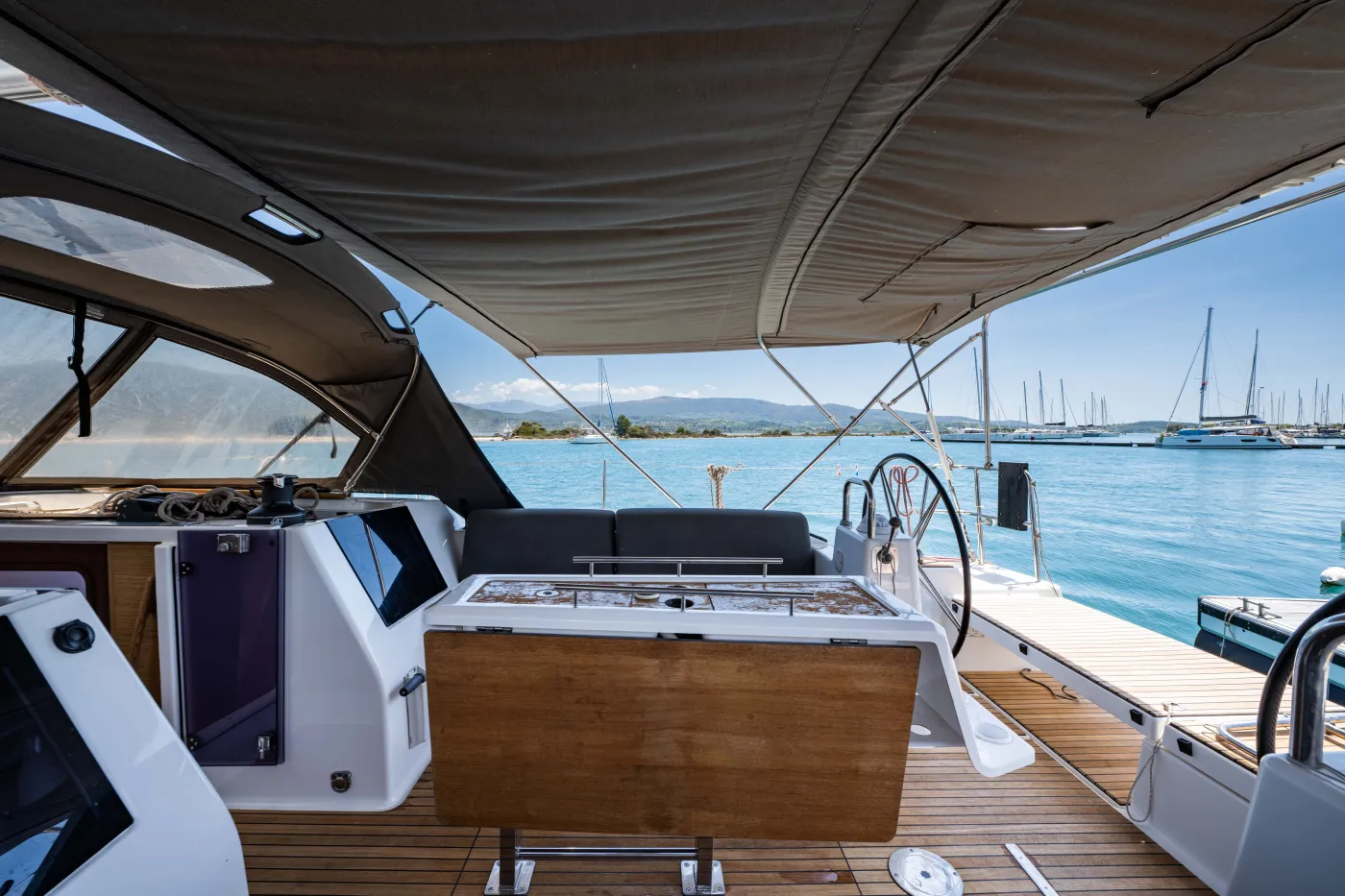 Pulsar - Sailboat in Lefkada
