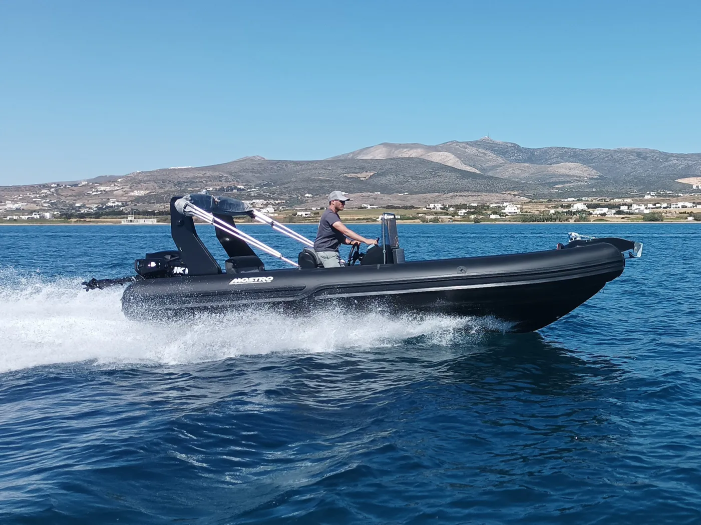 Triton - Motor Yacht in Paros