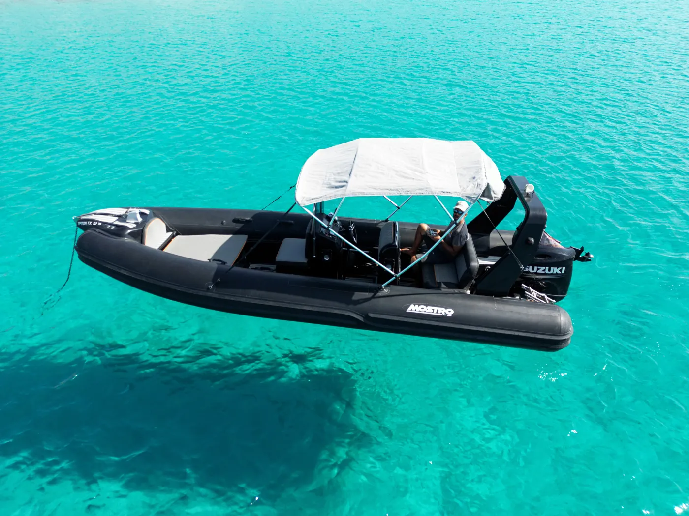 Triton - Motor Yacht in Paros