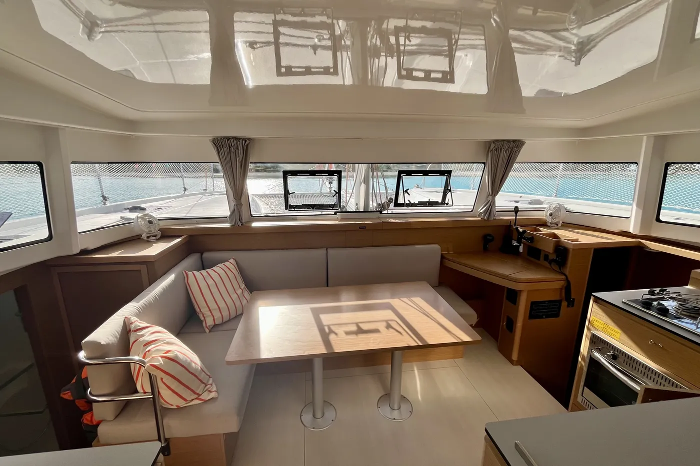 Albatross - Catamaran in Papeete