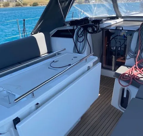 STEFANO - Sailboat in Paros