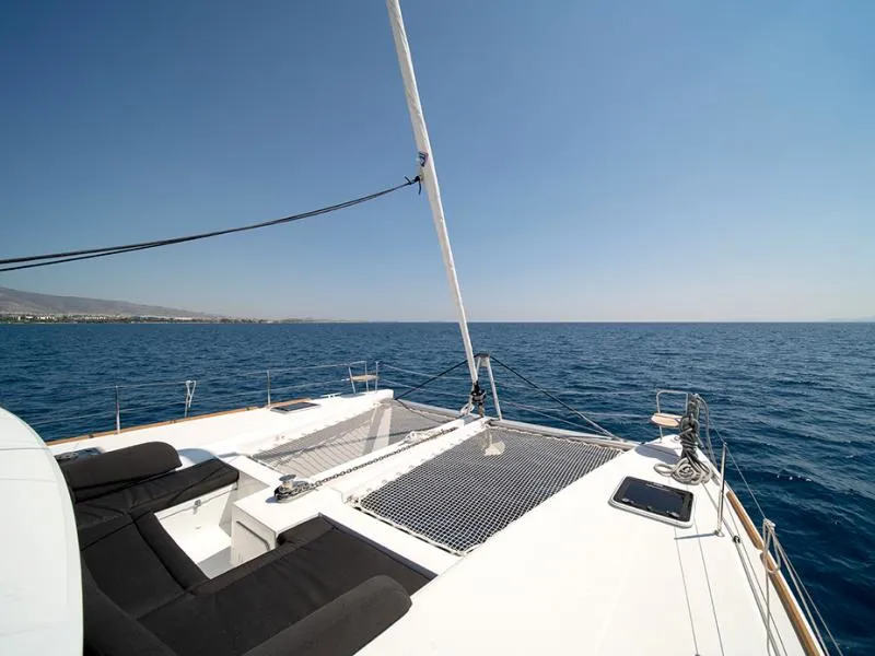 ANNIE - Catamaran in Alimos