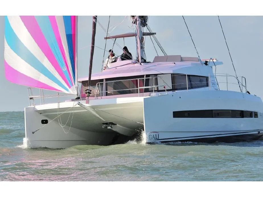 Double Six - Catamaran in Il-Kalkara