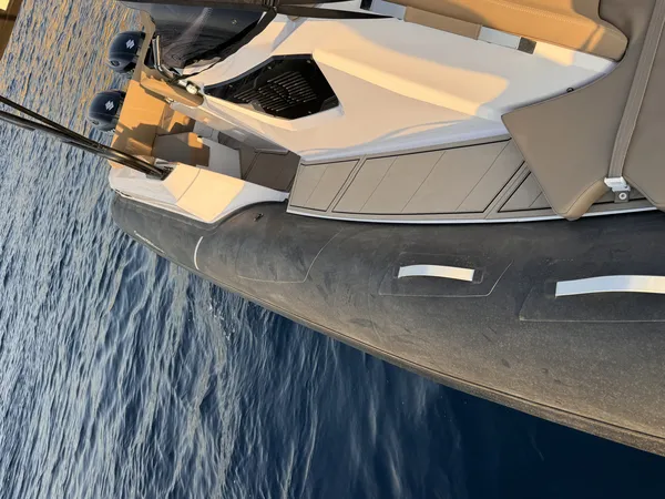 Ranieri Cayman 28.0