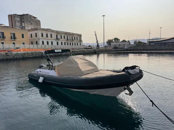 Ranieri Cayman 28.0